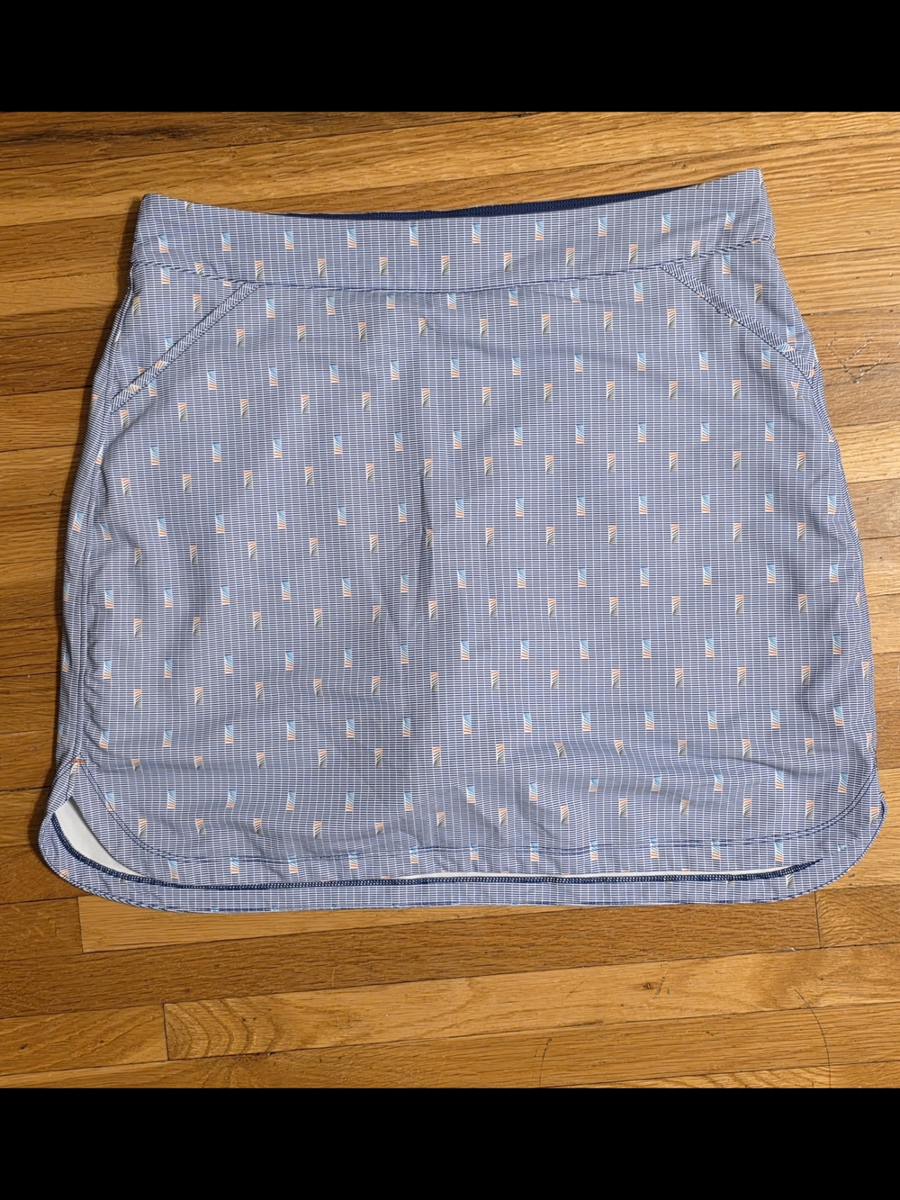 Peter Millar XL NWOT Alice Hem Light Blue Mini Skort with Tiny Domino Motif